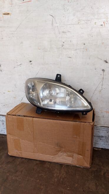 vito oturacaqlar: Komplekt, Yaxın və uzaq vuran işıqlar Mercedes-Benz, 2010 il, İşlənmiş — 2