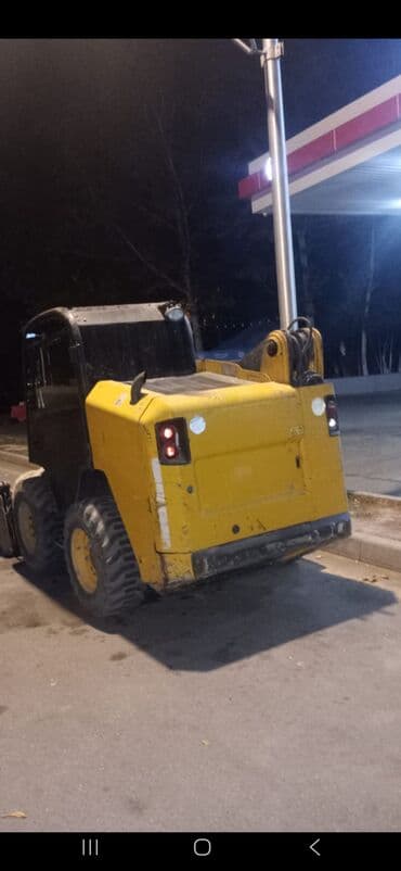 qoşqu lapetlər: Sürüşdürmə yükləyicisi (skid-steer loader) - Rəng: sarı/qara korpus - — 1