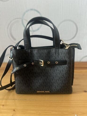 qizil almaq: Çiyin çantası, Michael Kors — 2