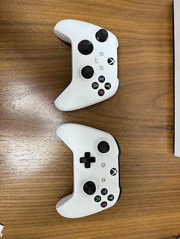 xbox one series s: Xbox One S (ağ) oyun konsolu seti Komplekt: - Xbox One S konsolu — 4