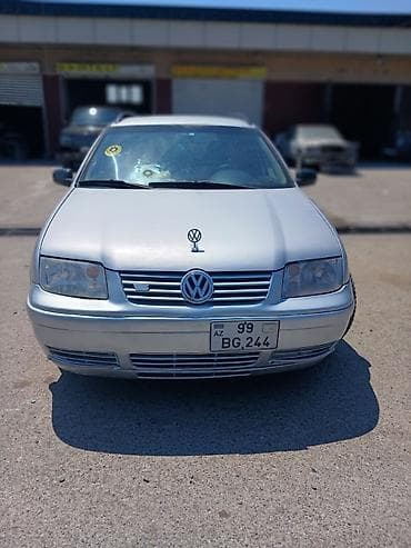 Продажа авто: Volkswagen Jetta: 2 л | 2001 г. Универсал — 1