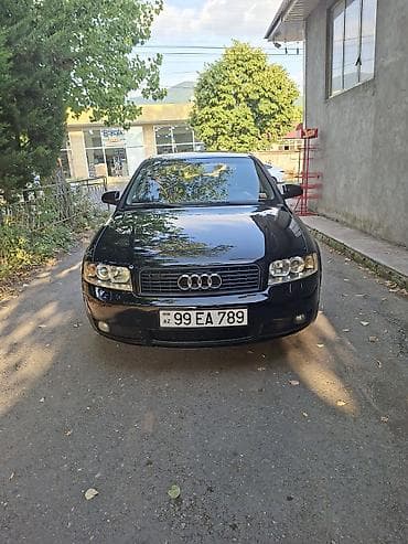 audi tt: Audi A4: 1.8 l | 2003 il Sedan — 8