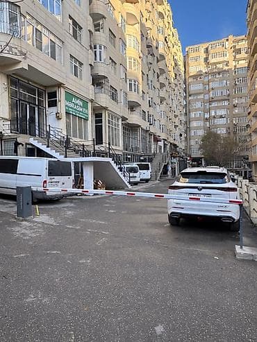 Obyekt – mənzillərin sıx yerləşdiyi böyük yaşayış kompleksinin 1-ci — 9