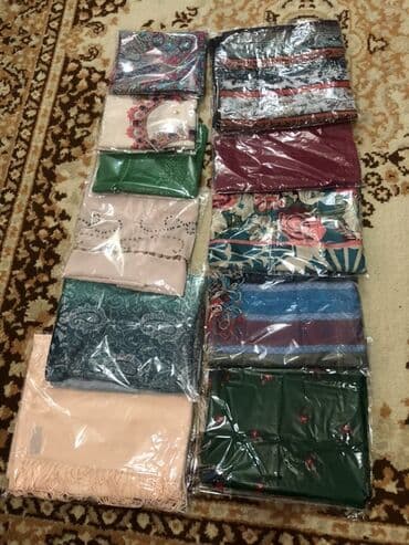 hicab geyimləri: Salam yaylığlar tezedir hediyye verilib istifade olunmayıb satılır 11 — 2