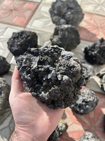 biti qabi: Lav daşları – dekorativ və Akvarum üçün uyğun dașlardır 19 eded qalıb — 1