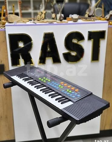 Sintezator "Canto -3738" Sintezator canto 3738 3 Oktava həcmində