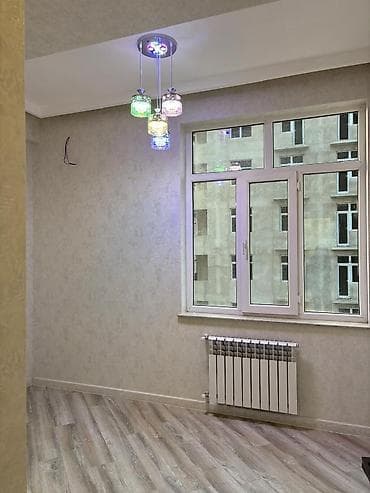 8 mikrorayon satilan evler: Yeni təmirli mənzil interyeri - Müasir dizaynlı otaqlar: açıq rəng — 3