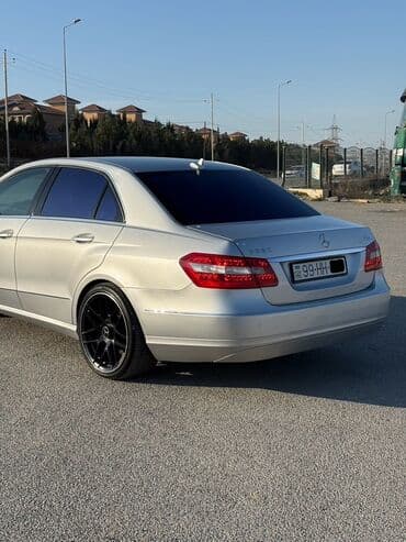 фольксваген тигуан 2 0: Mercedes-Benz E 220: 2.2 л | 2011 г. Седан — 16