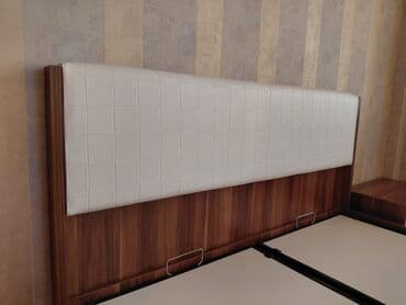 Masalar və oturacaqlar: Yeni, Güzgülü, Türkiyə — 5