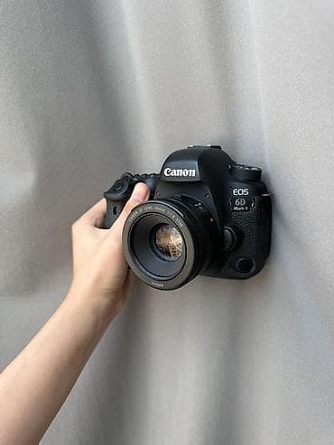 az video: Canon EOS 6D Mark II DSLR fotoaparat + 50mm obyektiv - Tam kadr (Full — 1