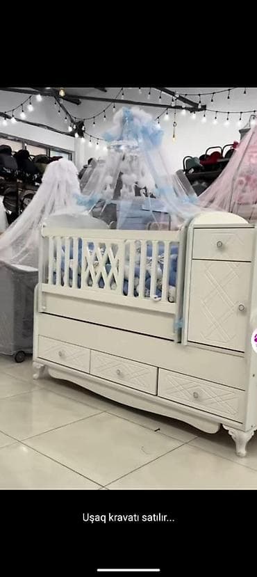 Oğlan və qız üçün, Yeni, Dördbucaq, Beşik, Dəst ilə, Matras ilə, Yellənmə mexanizmsiz