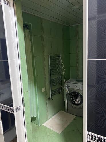 7 ve 8 mkr satilan evler: 6 otaqlı, 7000 kv. m, Orta təmir — 18