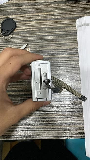 canon 750 d: Canon Digital IXUS 400 fotoaparatı - Kompakt metal korpus, klassik — 2