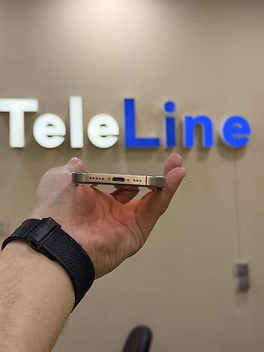 iphona 6 plus: IPhone 16 Pro, 256 GB, Natural Titanium, Zəmanət, Kredit, Simsiz şarj — 3