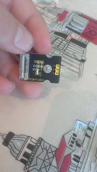 Sərt disklər (HDD): Elektronika/prototipləmə dəsti Salam. Arduino öyrənmək istəyənlər — 10