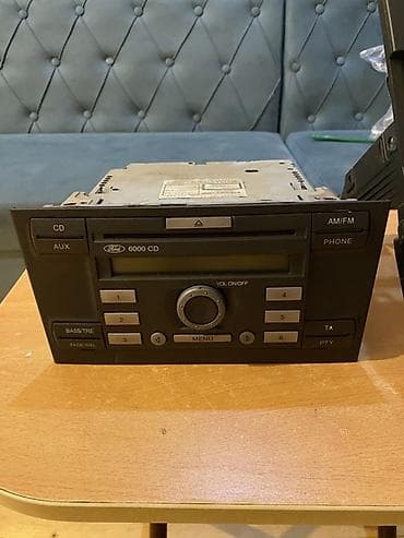 nokia 6500 classik: Ford Audio Systems “6000 CD” avtomobil maqnitofonu və ön konsol — 1