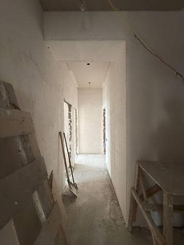 Mənzillər: Satılır 4 otaqlı yeni tikili 157 m², Şah İsmayıl Xətai m. Kateqoriya — 3