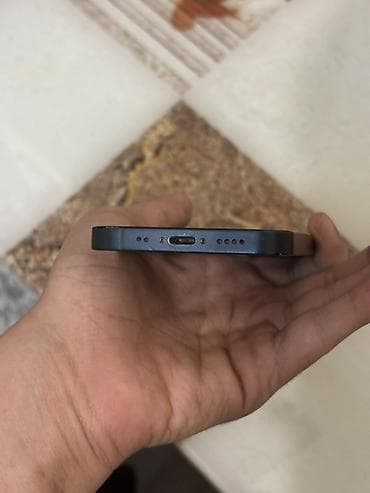 ventilyator mini: IPhone 13 mini, Черный, Face ID — 5