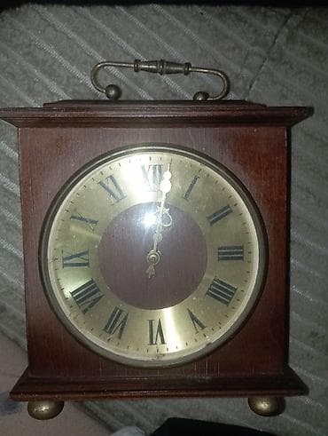 pul səkilləri: Masaüstü saatlar — 1