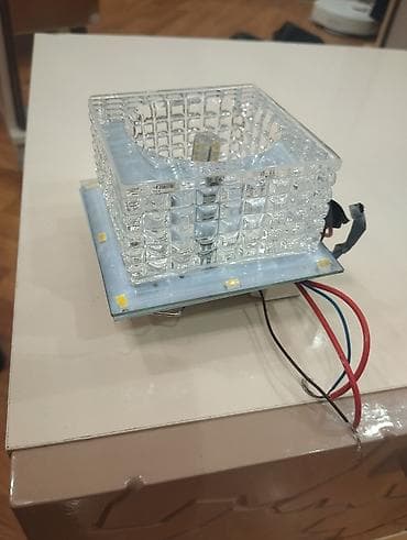 Led spot işıqlar satılır, işlənmişdir, 4 ədəddir. Çox yaxşı işıq verir — 4
