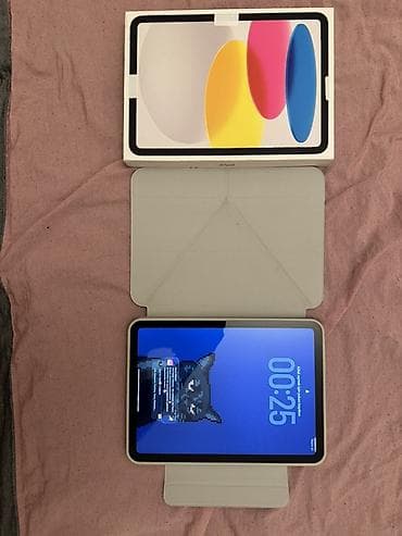 iphone 7 batarya: Apple iPad (10-cu nəsil) – gümüş rəng - 10.9" Liquid Retina ekran — 3