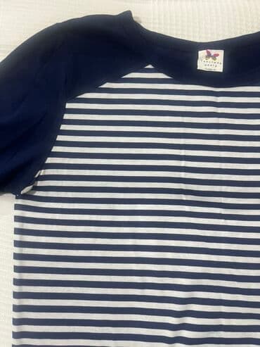 трикотажные женские кофты: Zolaqlı uzunqol köynək
Material yumusaq pambiq. 
Ölçü: L razmer — 2