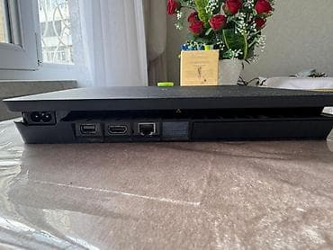 oculus 2: Playstation 4 Slim - Model: Sony PlayStation 4 Slim (qara). - Daxil — 3