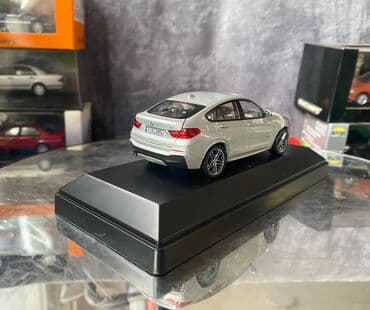 metbex tavan modelleri: Коллекционная модель BMW X4 series F26 Melbourne Silver 2015 Dealer — 16