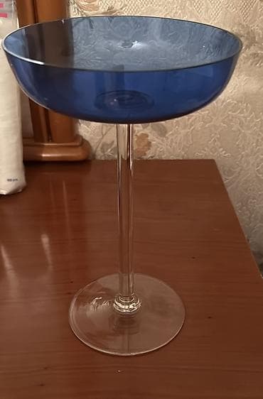 qara sam: Vintaj göy rəngdə Şüşə hündür stendli qab - Material: şüşə - Rəng — 2