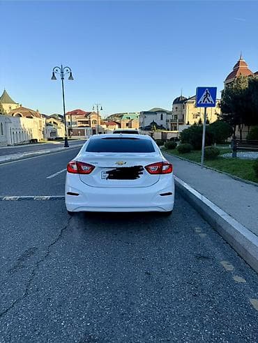 chevrolet cruze 2018: Chevrolet Cruze: 1.4 l | 2018 il 90000 km Sedan — 10