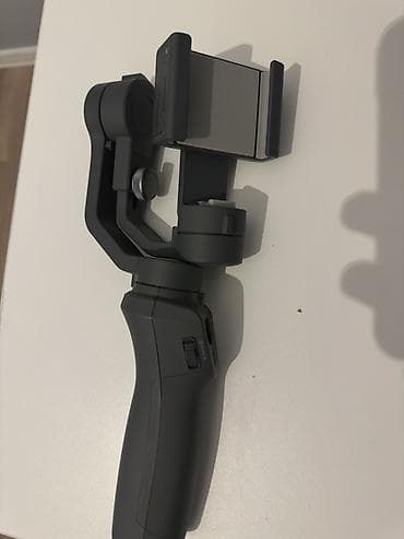 Smartfon üçün əl stabilizatoru (gimbal) Problemi yoxdur istifadə