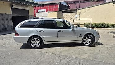 235 50 16: Mercedes-Benz C-Class: 2.2 l | 1999 il Universal — 4