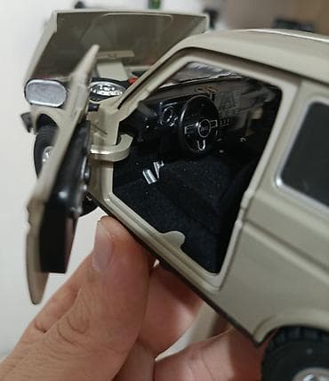 baqaji: Miqyaslı kolleksiya modeli – Lada Niva 4x4 (SUV) - Korpus rəngi: bej — 9