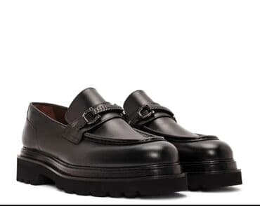 kişi kəpənəkləri: Ayaqqabı Derimod brendi
Ölçü (42)
Teze karopkada
Temiz deri — 2