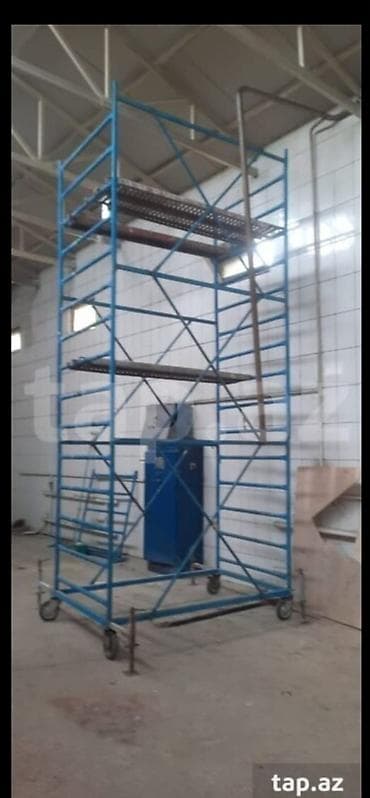 Tikinti və təmir işləri üçün metal skafold, qüllə tipli səyyar iskele