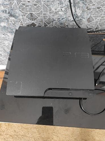 PS3 (Sony PlayStation 3): Sony PlayStation 3 Slim oyun konsolu Xüsusiyyətlər: - PS3 Slim — 1