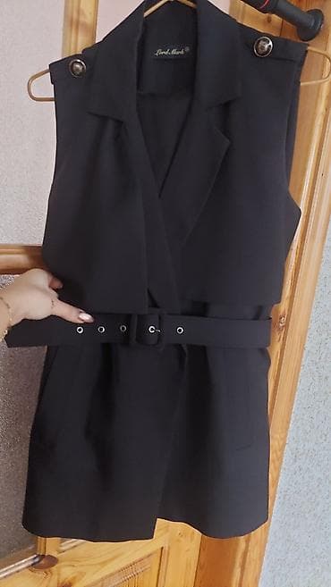 Qadın üçün qara rəngli qolsuz yay kostumu salvarida var.38beden