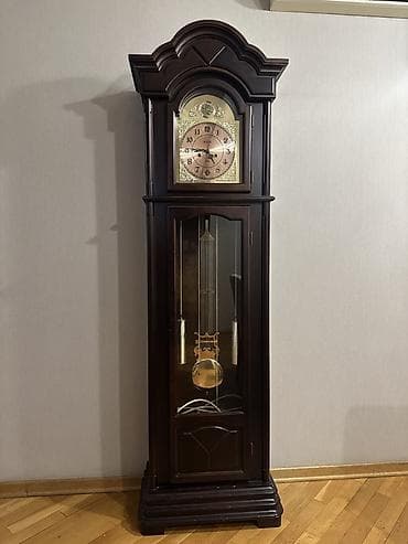 Yerüstü saatlar, Mexaniki, Mayatnik