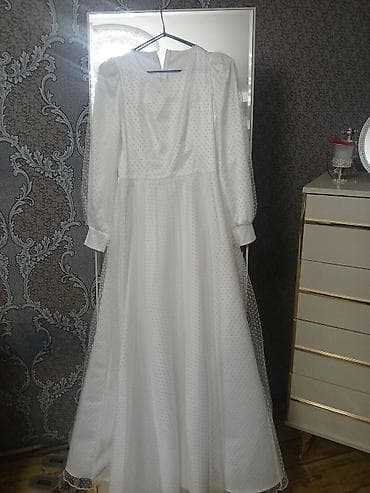 smart saat satisi: Ağ rəngli, zərif uzun don. - Model: tam uzun, A-kəsim ətəkli, beldən — 2