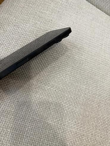 pilte qaz: IPhone 16 Pro Max, 512 GB, Black Titanium — 2