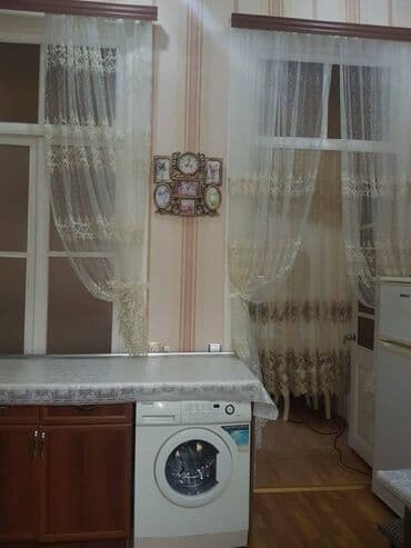 bakixanovda kiraye evler 2024: 28 may metrosunun yaxınlığında 28 mola yaxın 4 mertebeli binanın 3-cü — 2