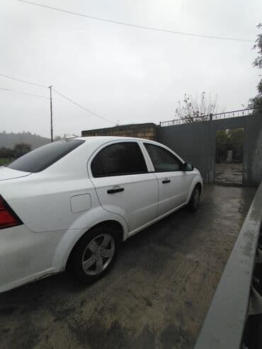 Daraq panellər: Chevrolet Aveo: 1.4 l | 2011 il 330000 km Sedan — 8