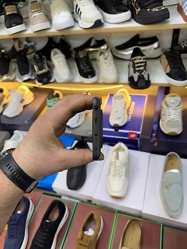 bos keys: Redmi Note 14 Pro, 256 GB, rəng - Qara, Barmaq izi — 3