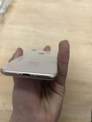 irşad telecom iphone 12 pro max: IPhone 8, 64 GB, Qızılı, Barmaq izi — 6
