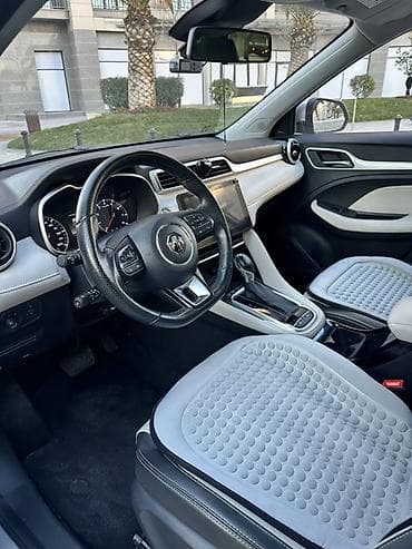 MG ZS: 1.5 l | 2022 il 20000 km Krossover