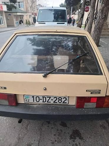 Avtomobil alışı: Qabaq salnikden yag buraxir, ve qabaq ekran deyiwilmelidir, real — 4