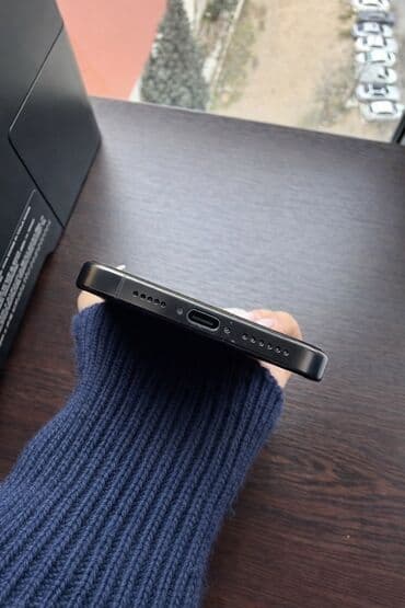 iphone 6 yeni: IPhone 16 Pro Max, 256 GB, Black Titanium — 4