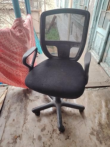 komputer kreslosu: İşlənmiş, Təkərli, Qolları tənzimlənmir, Parça — 2