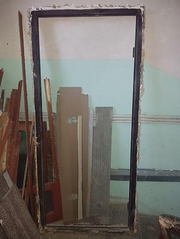 Qapılar və aksessuarlar: Mənzil üçün İşlənmiş Giriş qapısı Glazok ilə, Ünvandan götürmə — 7