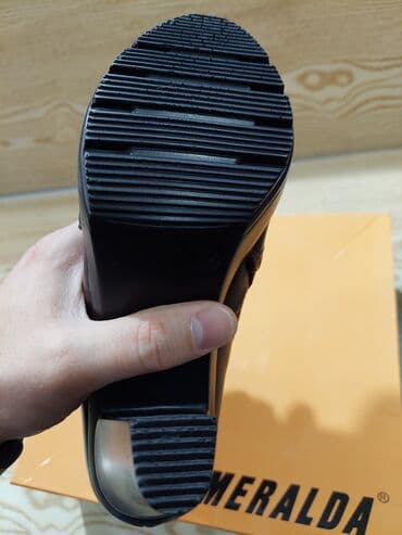 Toy paltarları və aksesuarları: Ölçü: 38, rəng - Qəhvəyi, Yeni — 5